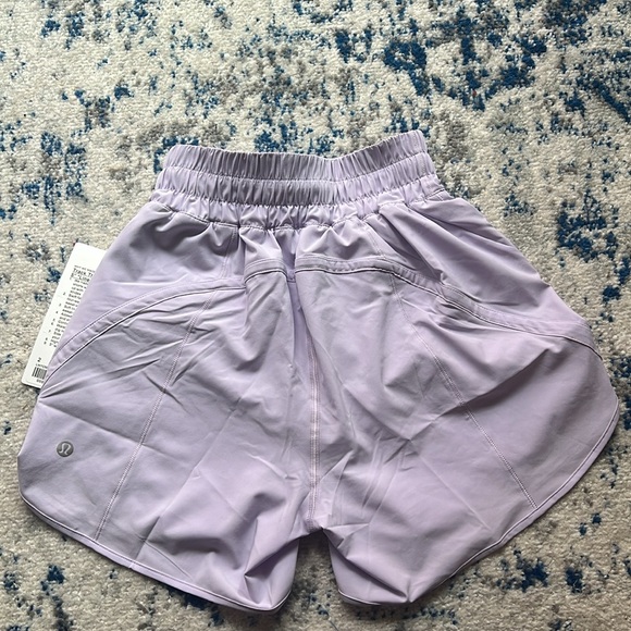 Lululemon track that shorts size 2 pastel purple - Picture 2 of 2